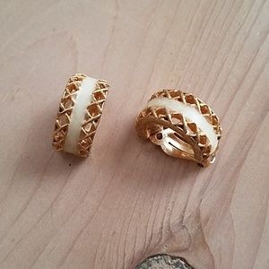David Hill Signed Clip Earrings